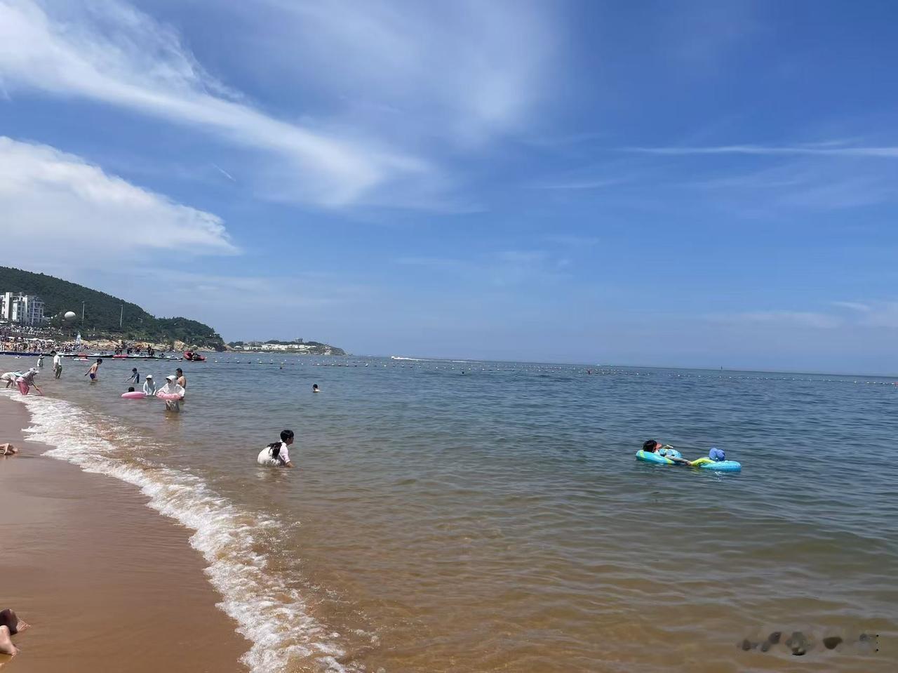 放暑假之后，当家长的，一定要保护好自己的孩子，防止孩子在安全上出现隐患。
   
