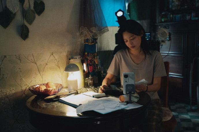 辛芷蕾导协年度女演员 导协年度女演员这个奖分量多重不用多说，辛芷蕾拿得坦坦荡荡！
