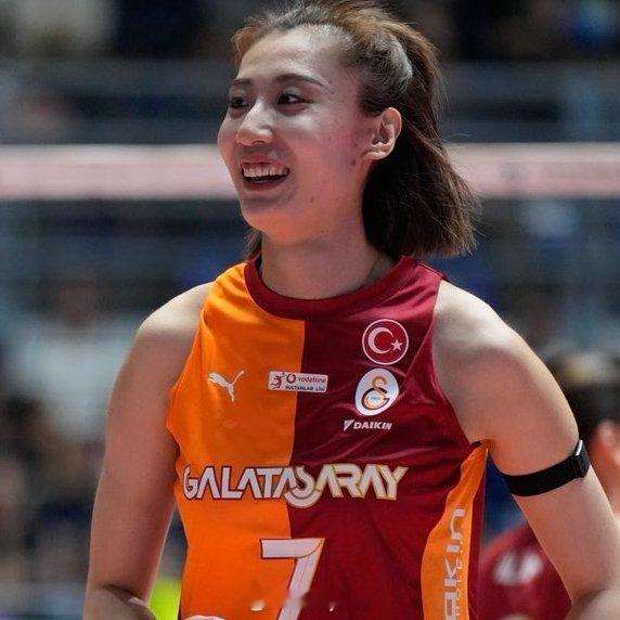 第四局局中，王媛媛一波七连发奠定胜局（含2ACE）王媛媛留洋首冠王媛媛助队夺欧联