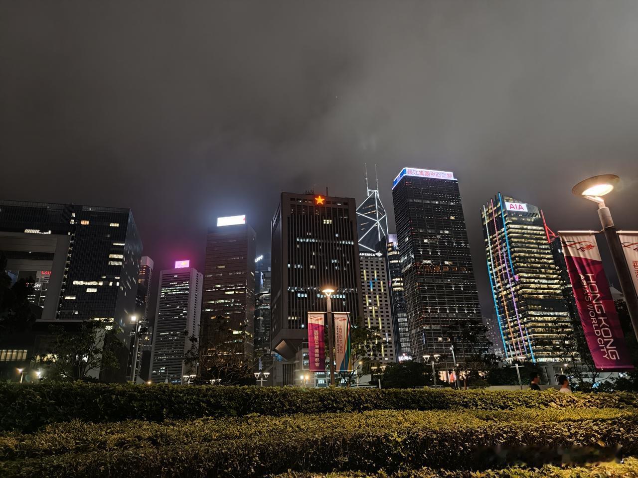这两天有事出差，更新可能不及时，祝大家收获满满，争取早点回来~