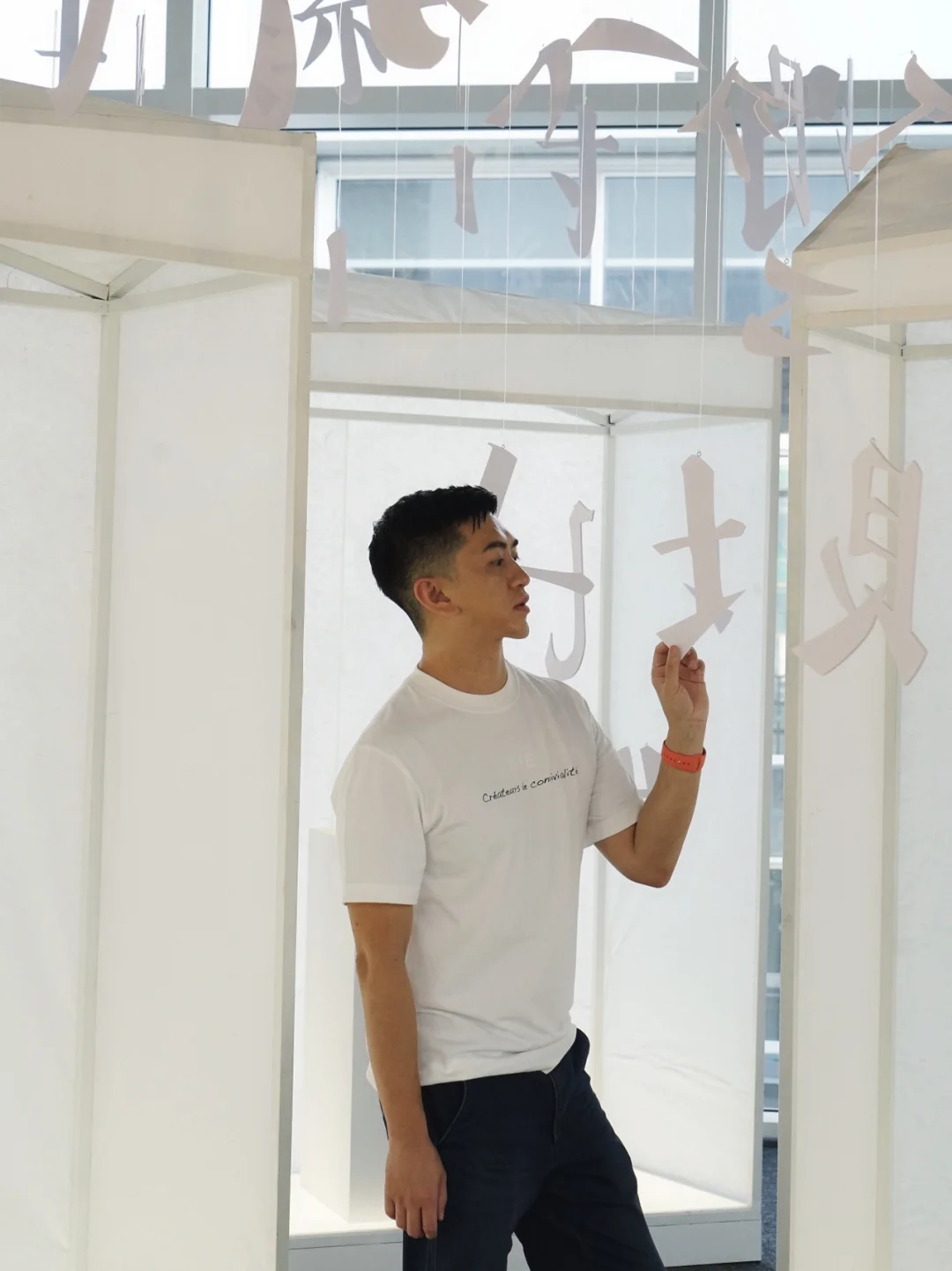 国庆探店 出游季安安静静看看书 深圳探店