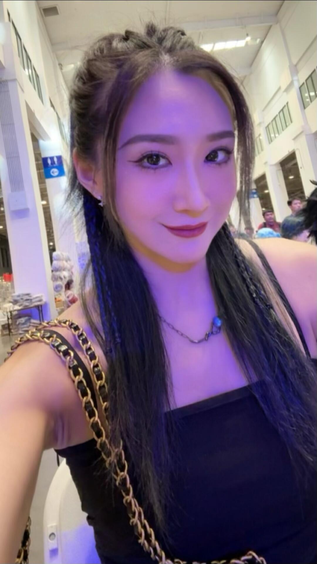 迈迈时运，穆穆良朝。