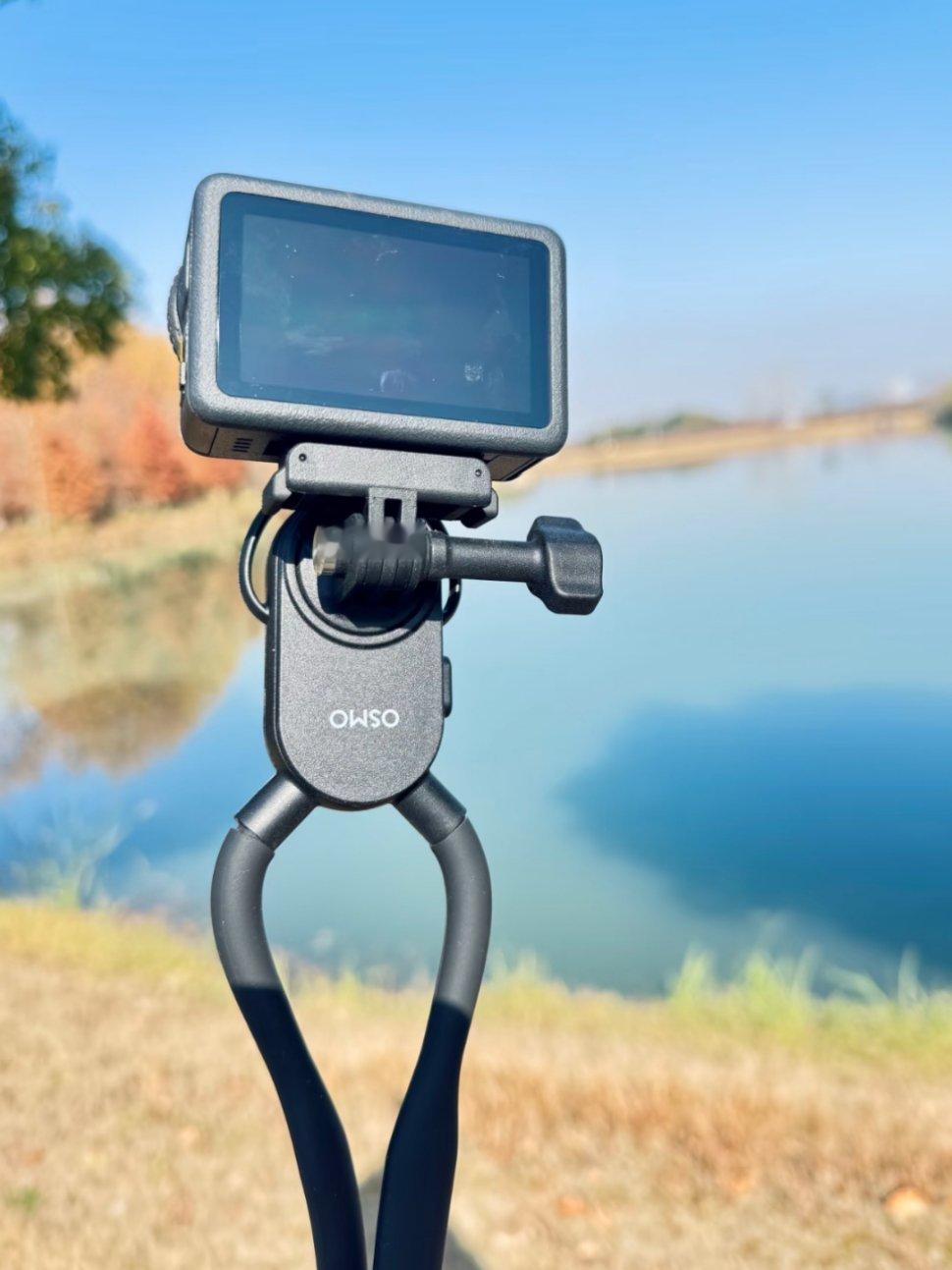 有哪些数码产品是穿搭神器大家都说是头戴式耳机、有线耳机、各种手表；但我还是认为我