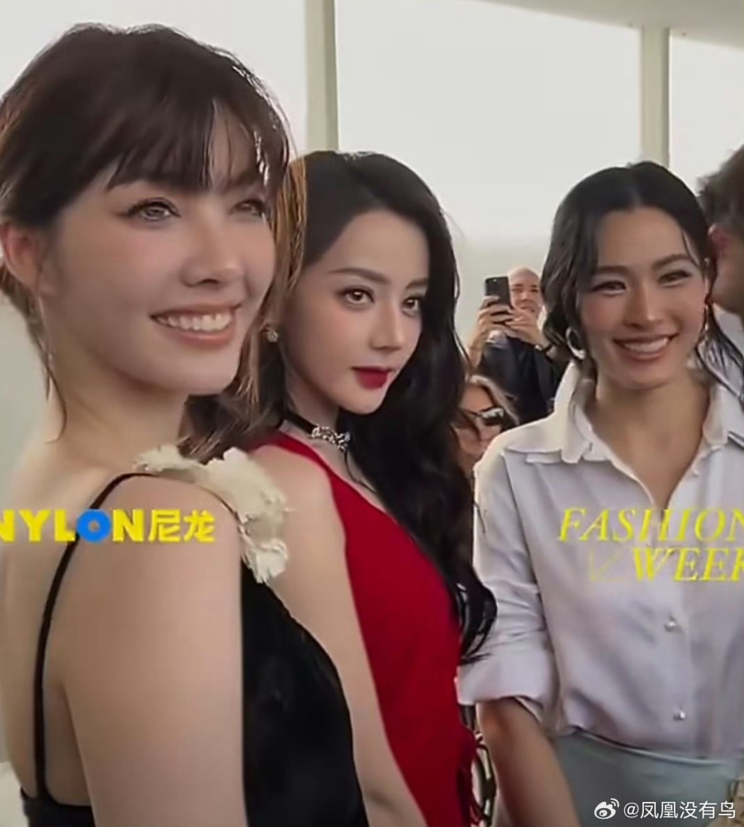 还蛮梦幻的联动泰百顶流和内娱顶流时装周同框 ​​​