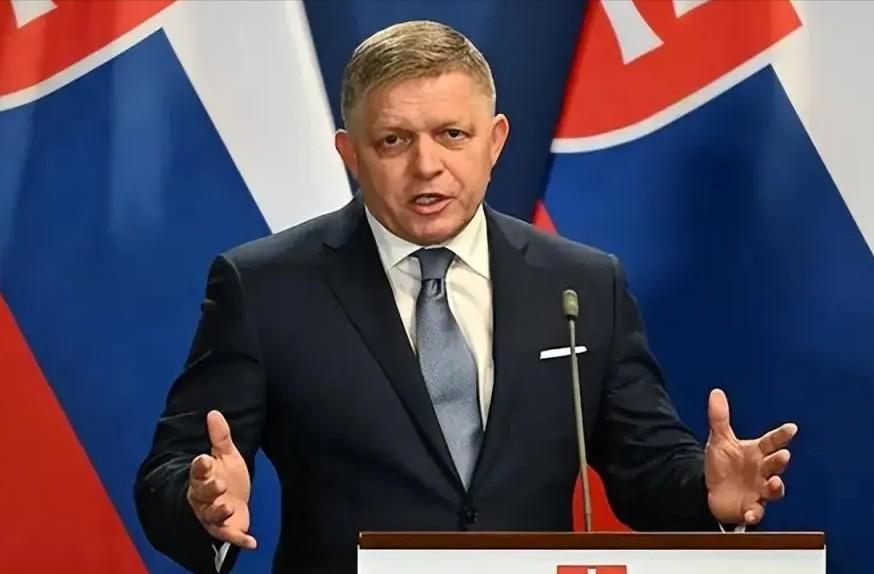 *彻底翻脸！昨天，斯洛伐克总理菲佐宣布，从即日起，暂停向乌克兰提供紧急电力。即便