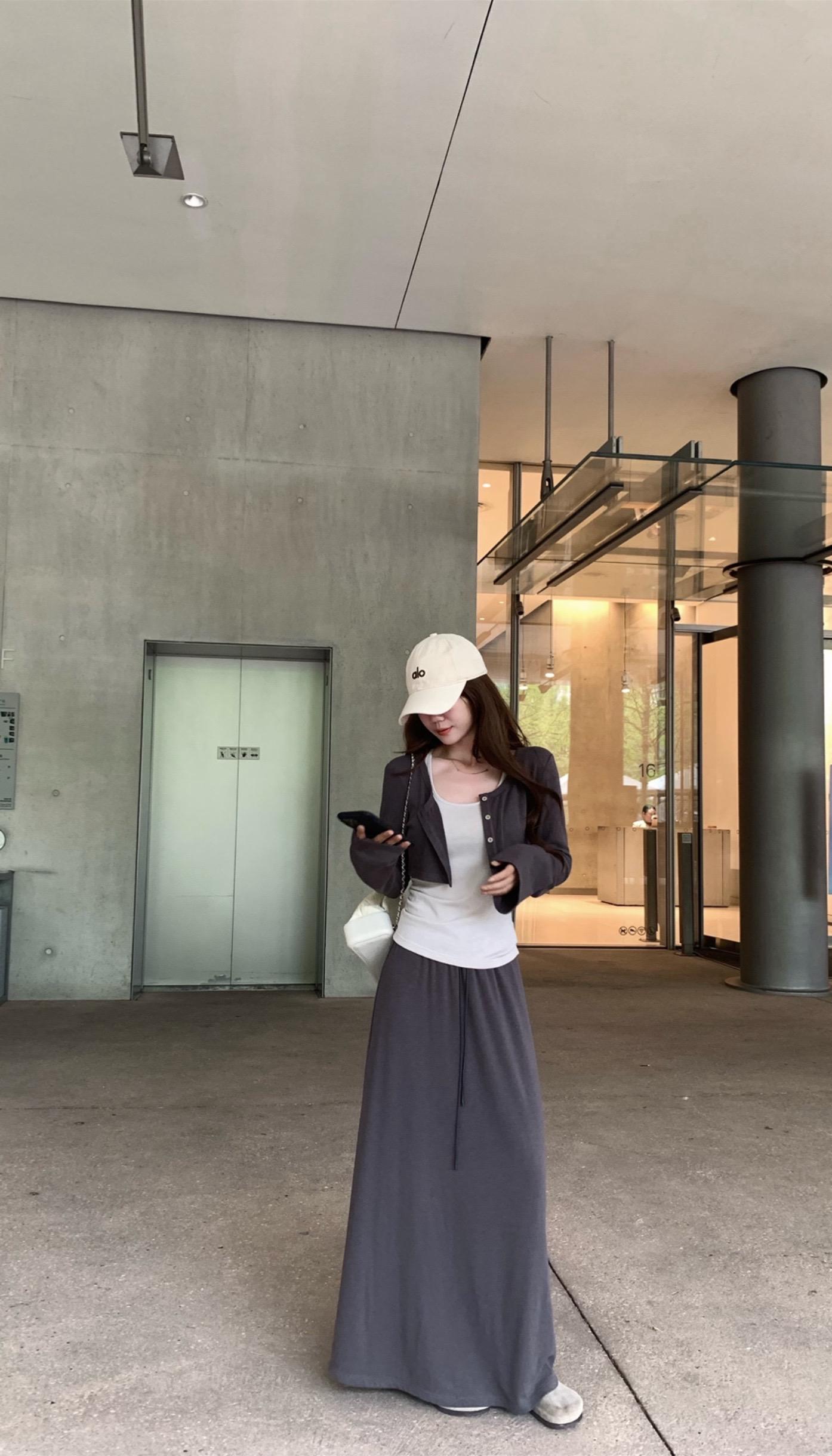 缘分本就稀薄寡淡 你看又一年夏天要来了