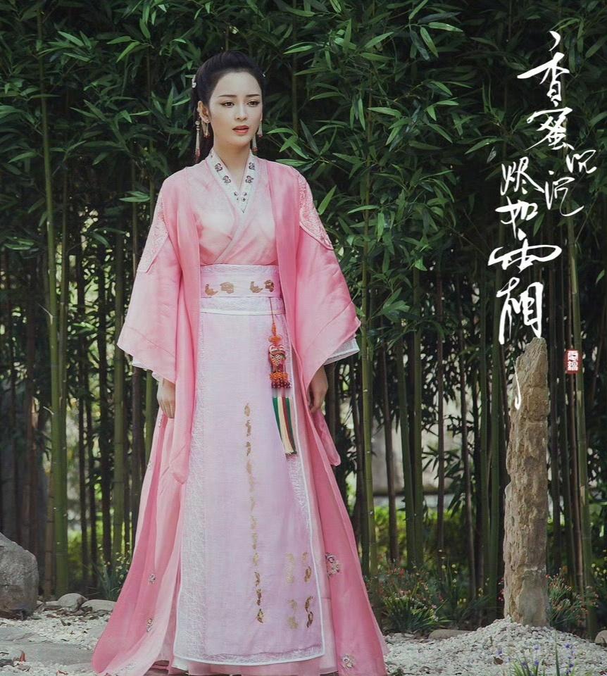 香蜜穗禾这个结局，我确实没敢看第二遍[伤心]男二结局多好啊，他也干坏事儿了吧。换