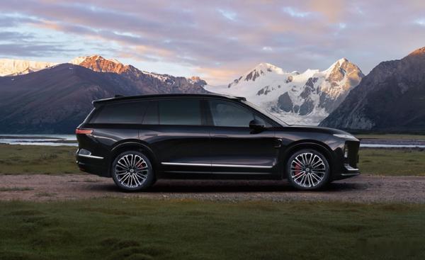 蔚来上周新增订单约 1 万份！三大品牌矩阵发力，覆盖高端到入门市场乐道 14.9