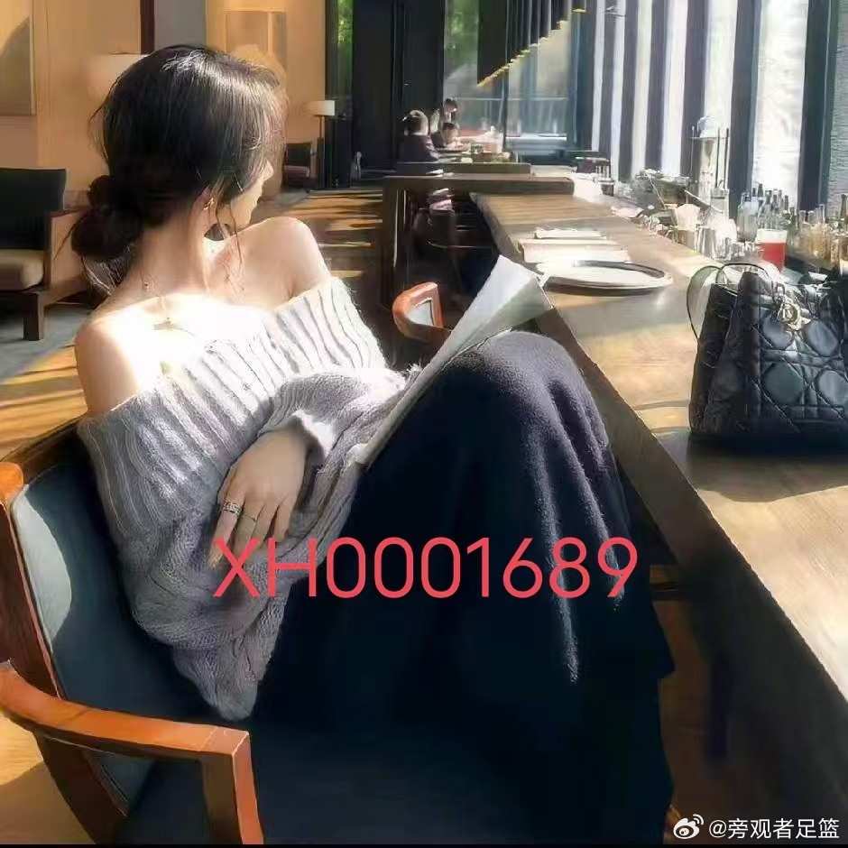 南非VS加拿大又是雯雯🤏。每日足球推荐 赛前也是跟家人们分享了方向，包括加拿大