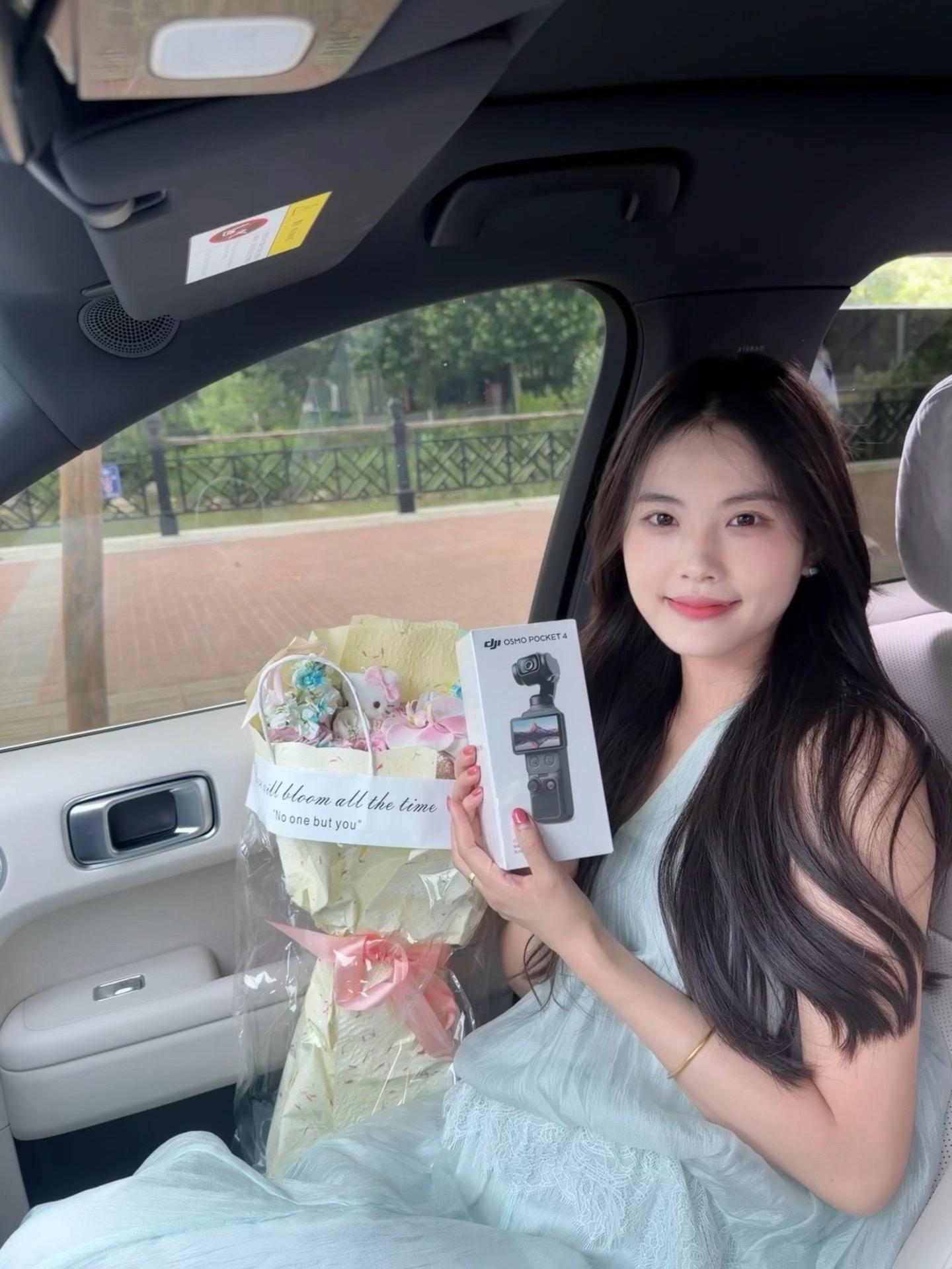 礼物有价 妈妈的爱才是大爱无疆