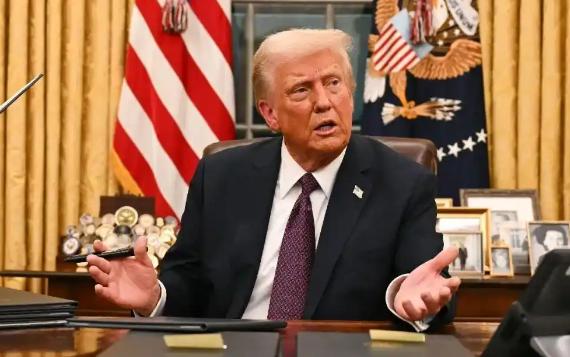 打脸来得太快了，特朗普吹爆的伊朗战争竟然成了自己的支持率杀手，这场仗从一开始的“