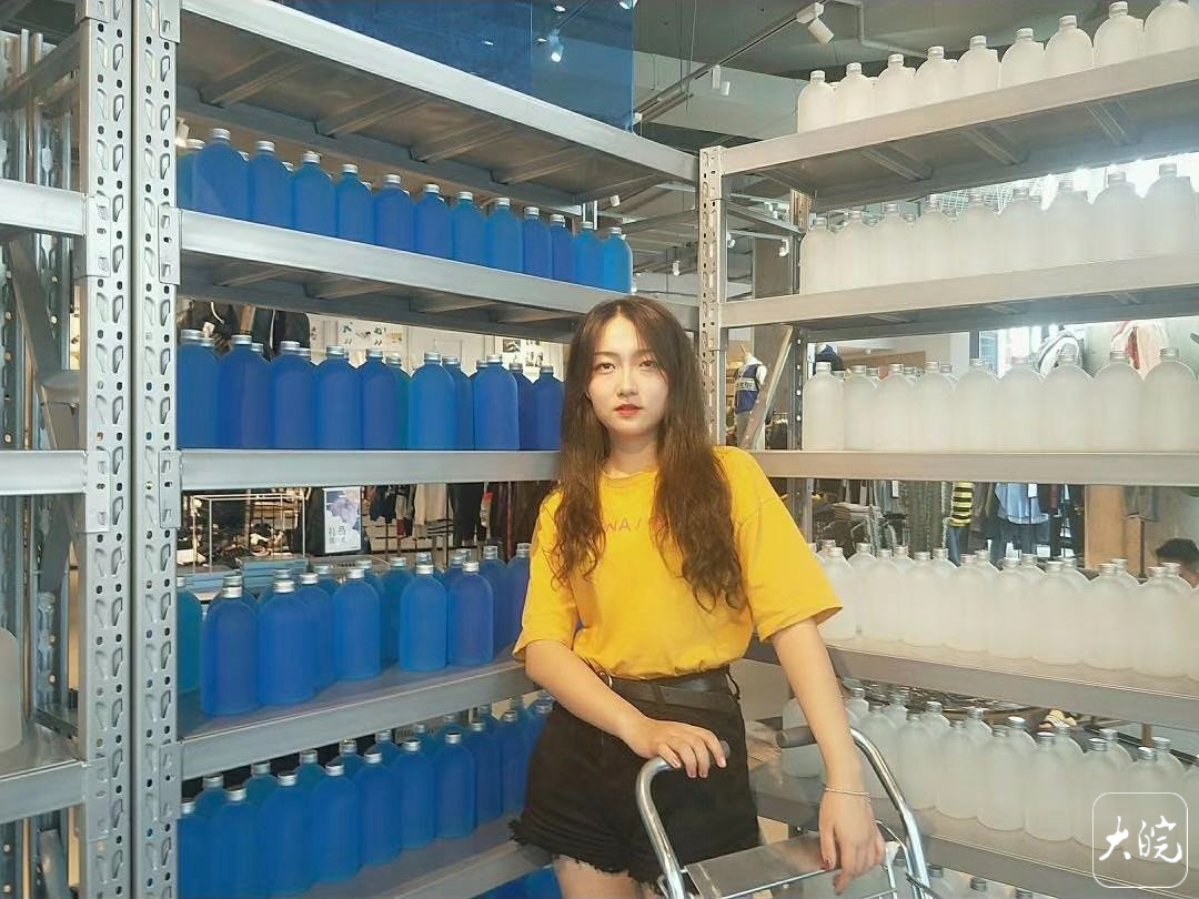 【活成自己的光！#女生20岁坠落致截瘫六年后申请复学#：别人能做到，我也一定可以
