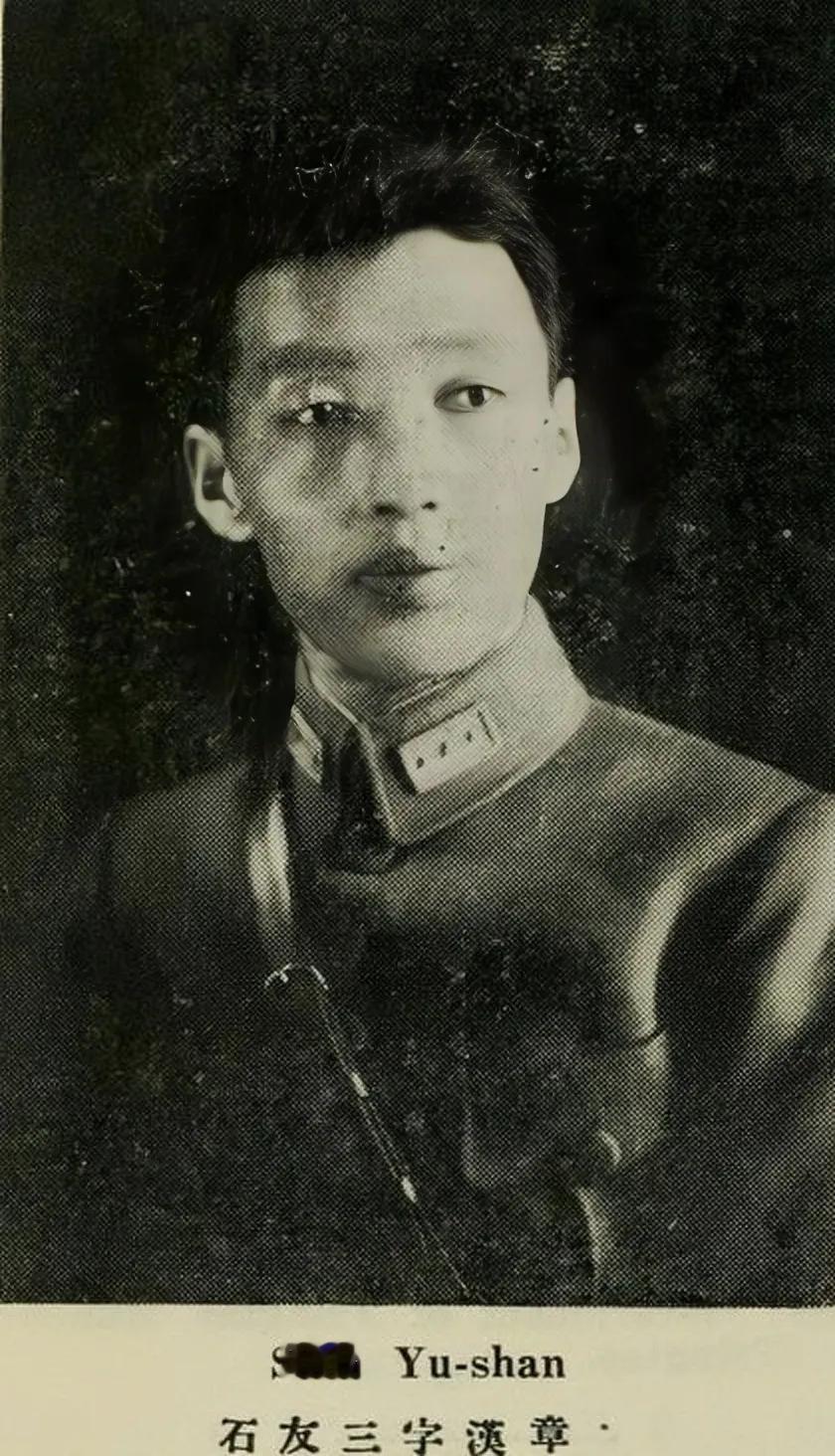 1925年，石友三的一个卫兵玩枪时走火打伤了一个老百姓，其父石玉琨得知后非常生气