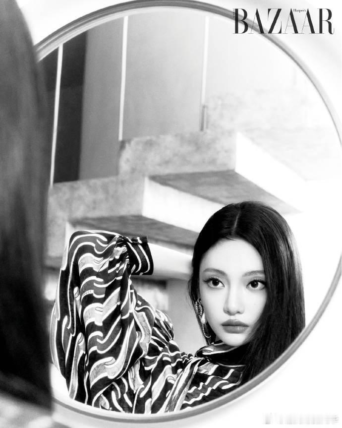 宁艺卓直接拿下顶奢最高Title🔥开挂式进阶！从探店到全球代言仅7个月，打破奢