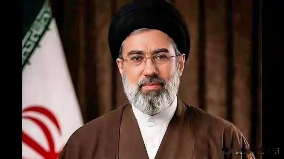 局势突变！伊朗武器满仓全力备战，穆杰塔巴梭哈，10国紧盯中方定乾坤
 
中东博弈