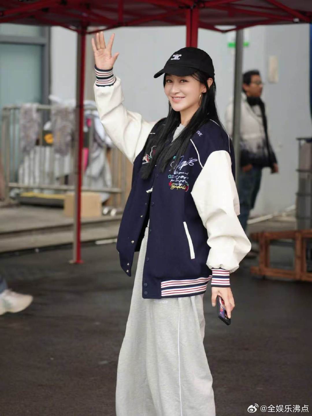 乘风姐姐初舞台营业状态乘风2026姐姐们初舞台状态太能打了，从容大气、活力鲜活，