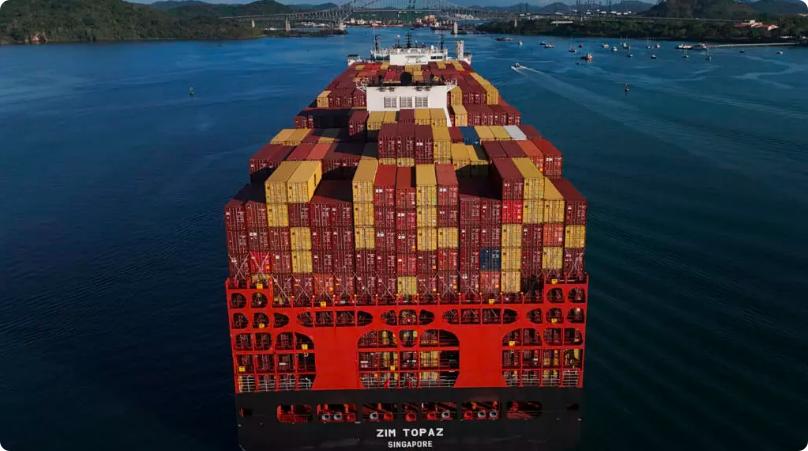 霍尔木兹海峡受阻推高航运压力，巴拿马运河单船通行竞价飙至 400 万美元

随着