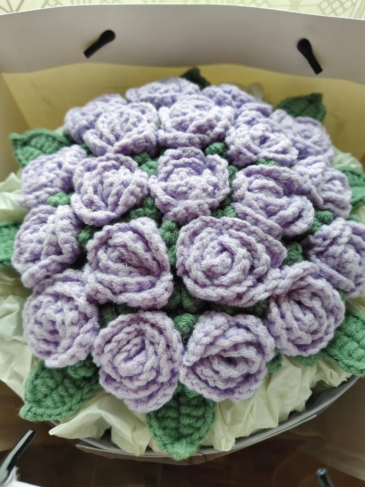 美美的花儿为你插上，我知道你喜欢。