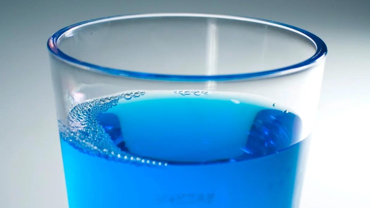 漱口水会损害心脏吗 一项最新科普分析指出，关于“漱口水会损害心脏”的说法有一定科