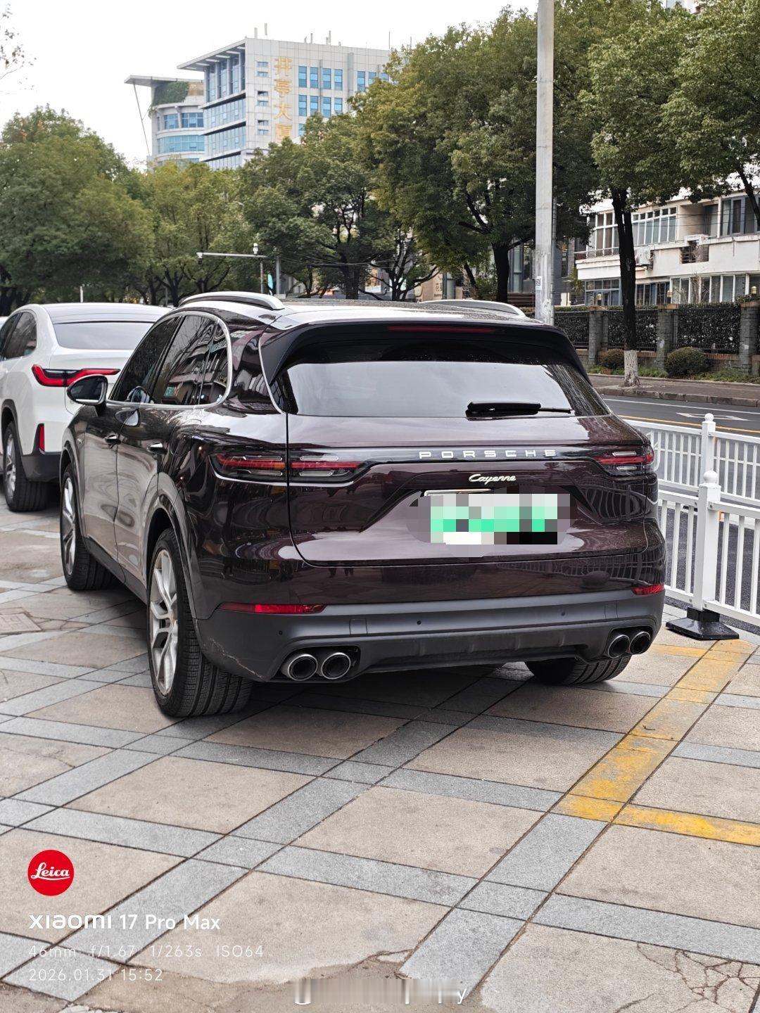 卡宴e-hybrid？原来还有混动卡宴哇，学习了。 