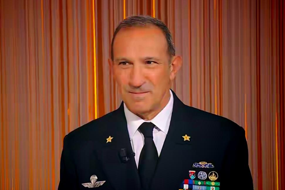 意大利要往霍尔木兹海峡派船了，一口气四艘

意大利准备往霍尔木兹海峡那边派四艘舰