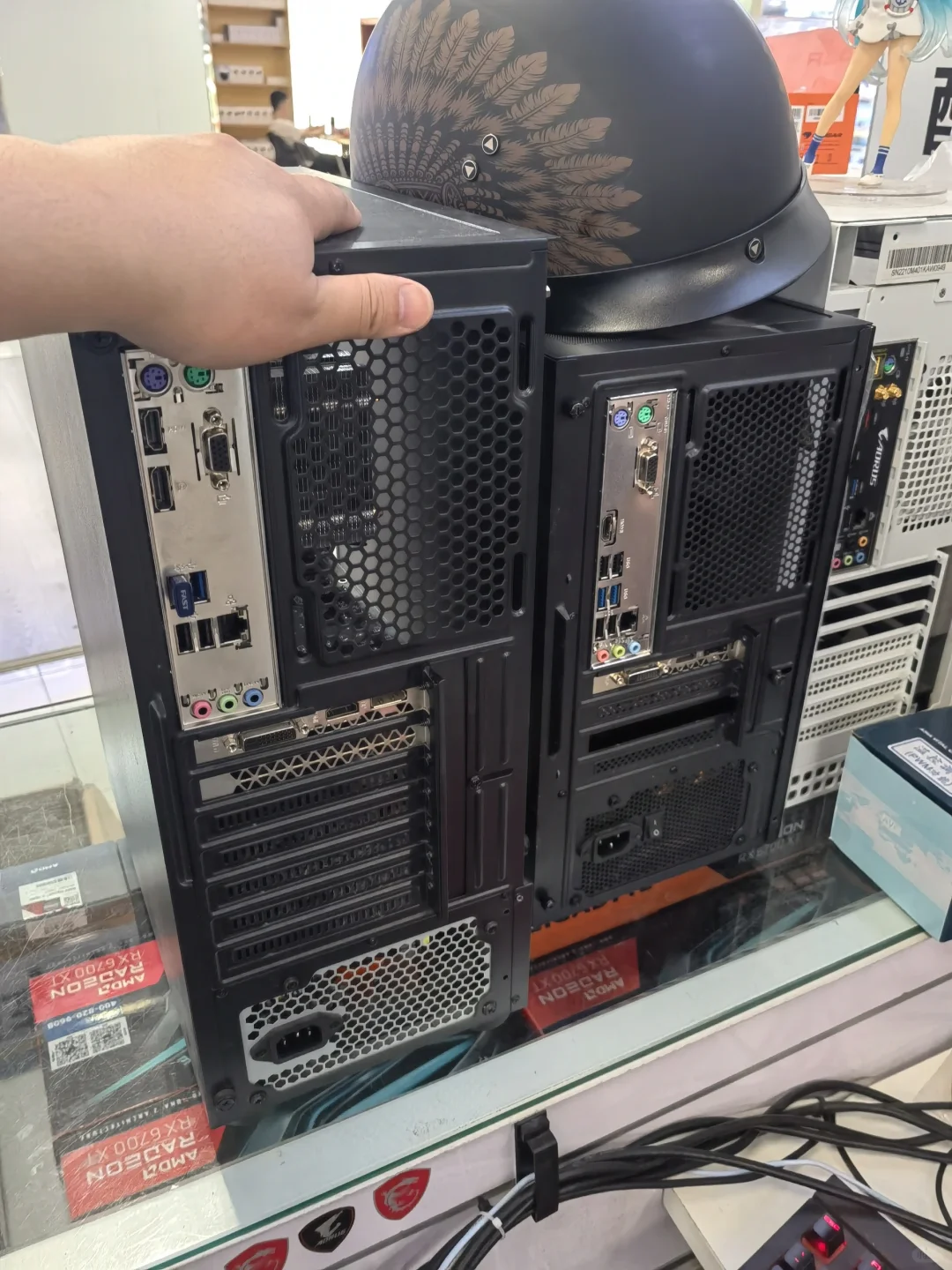 两台奇葩的电脑，刚上班就得修