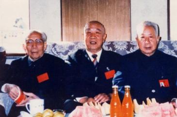 提起“三王反贺”，很多人会下意识认为是王震、王首道、王恩茂三位将领联名反对贺龙师
