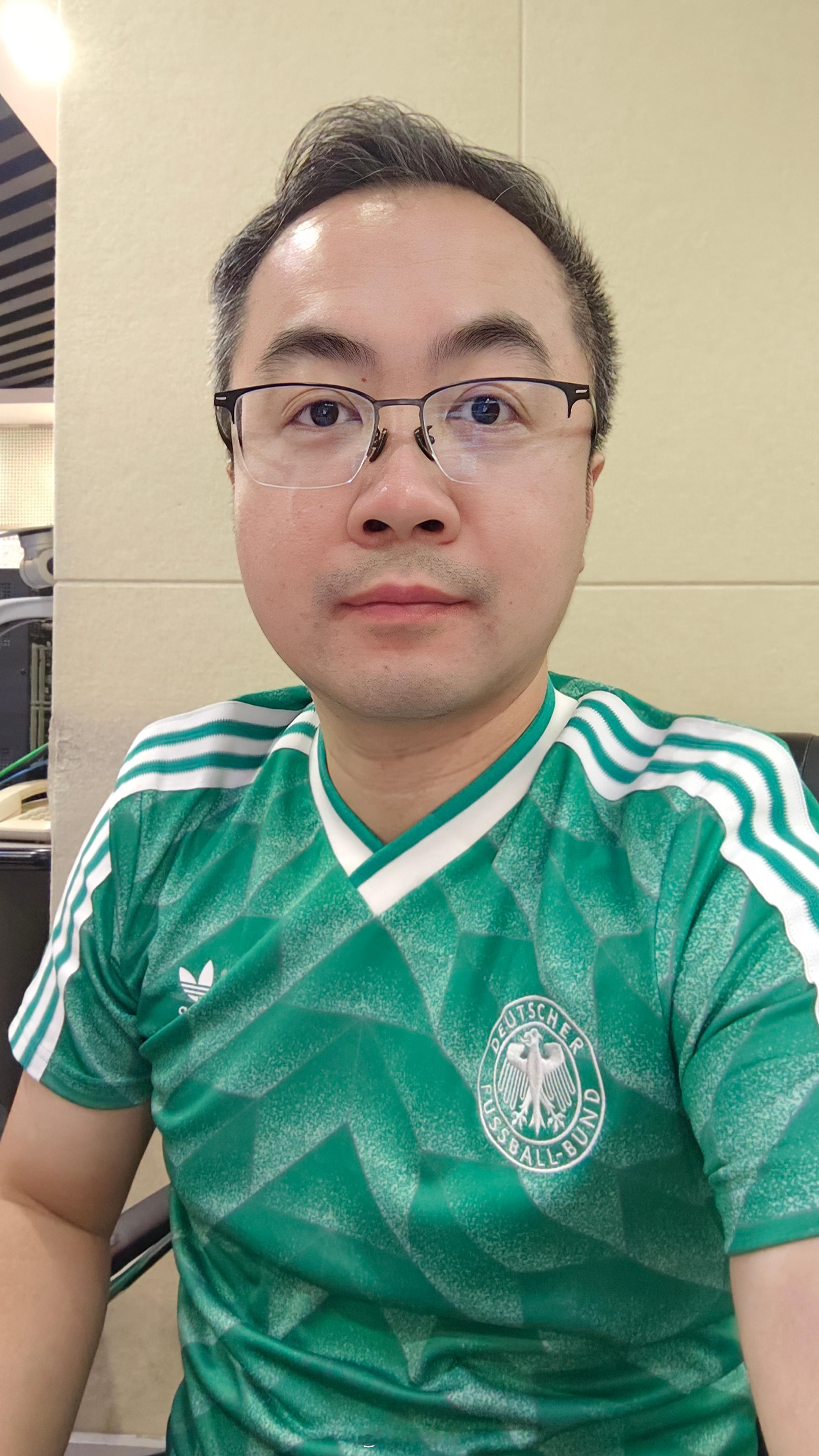 半决赛咯，准备解放咯 