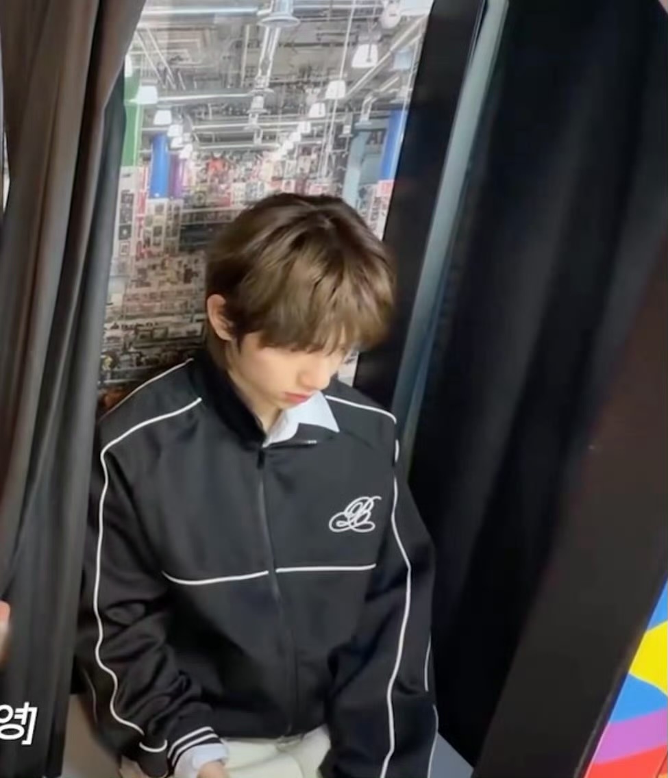 缠着妈妈买东西     听说不给买之后爱小猪就要给小猪买买买呀金主训
