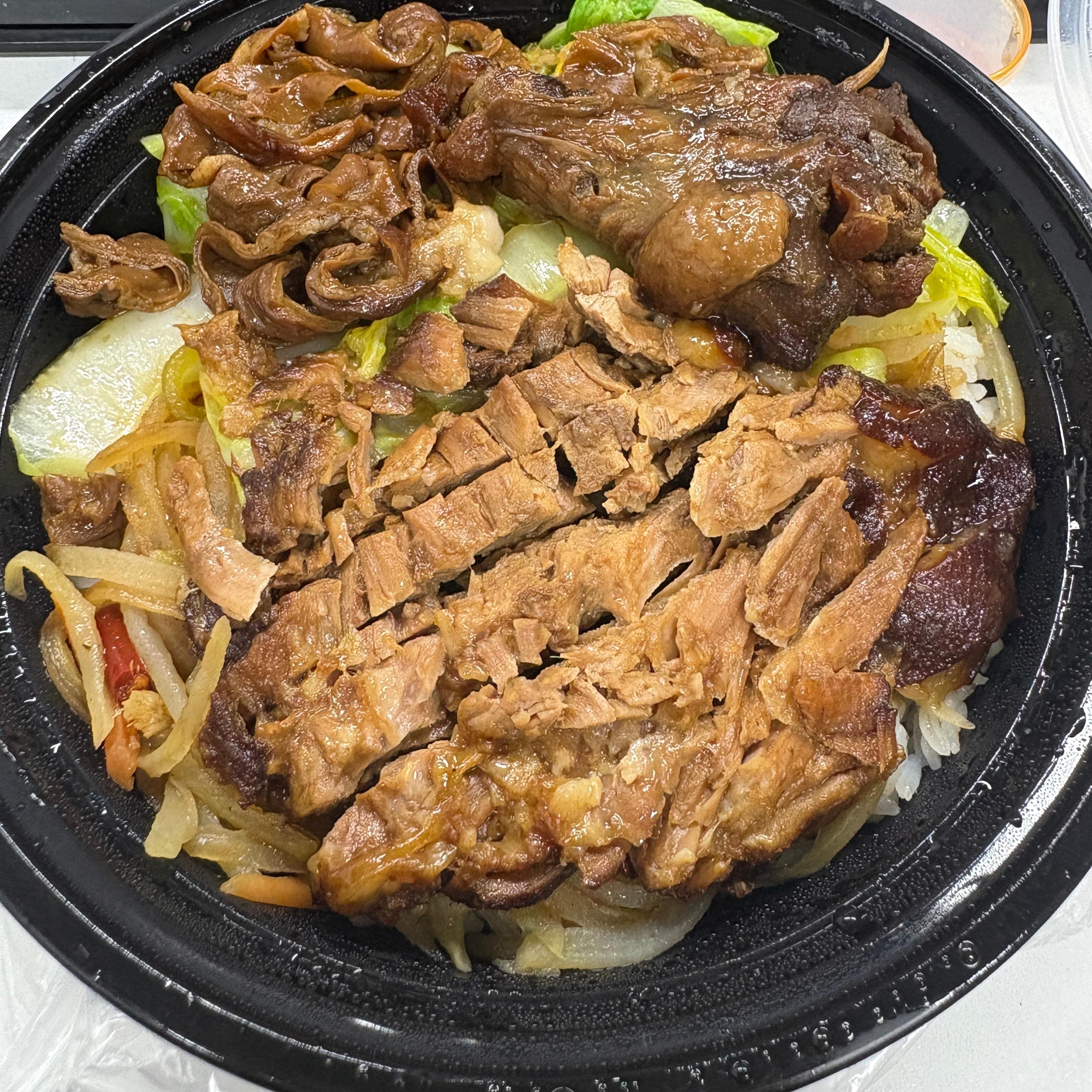 今日午餐 全是瘦肉的快乐～ 