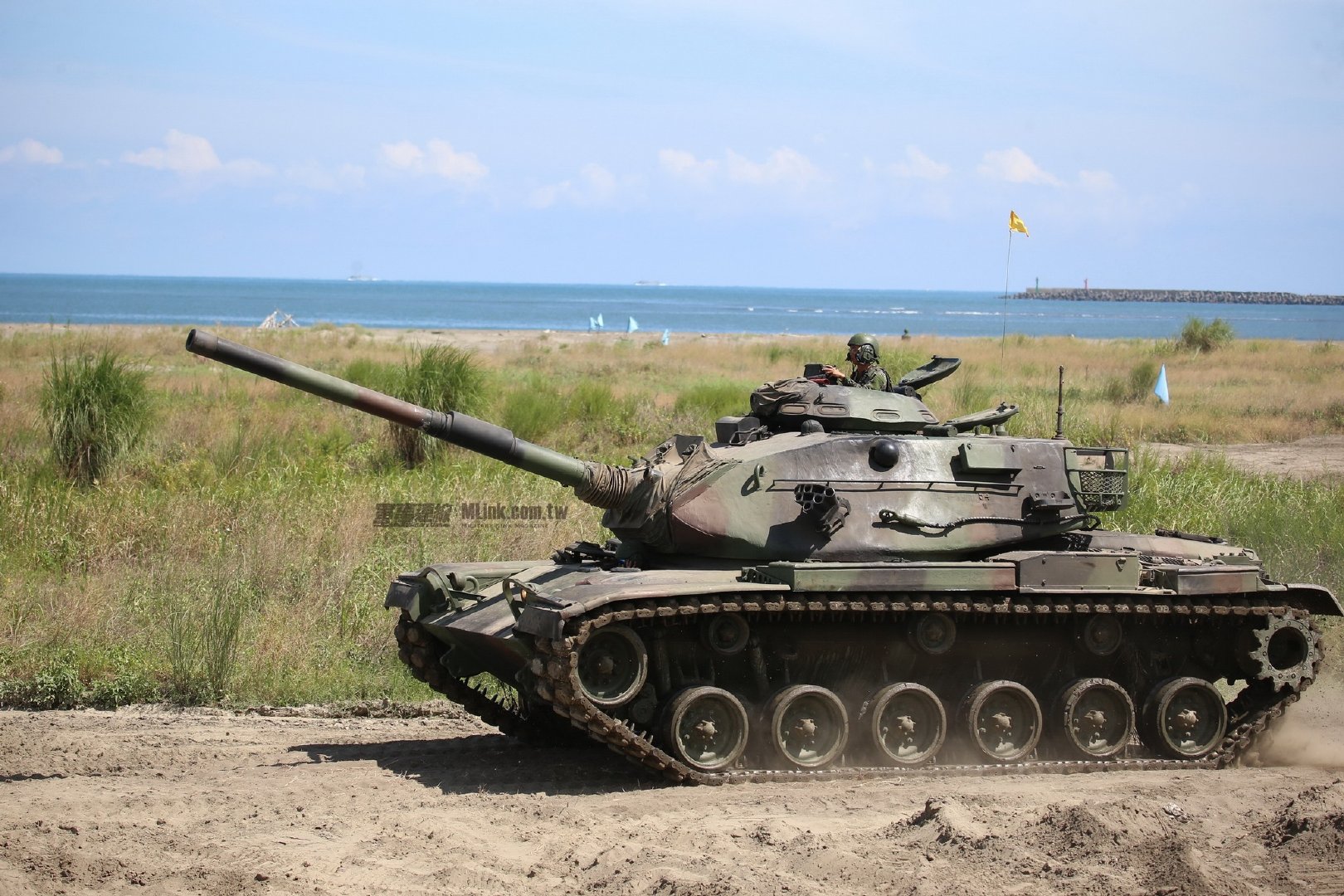 台匪“海军陆战队”M60A3坦克 ​​​