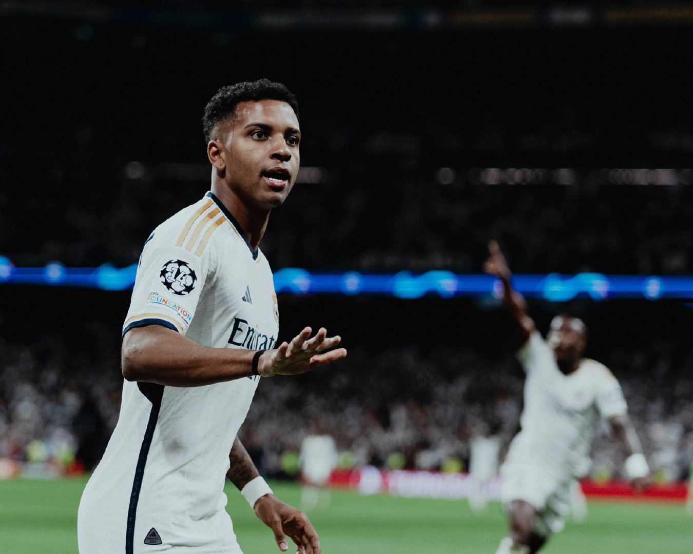 🤍罗德里戈在对阵曼城赛前更新了社媒：“足球里一切都变化得很快，但有些时刻会永远