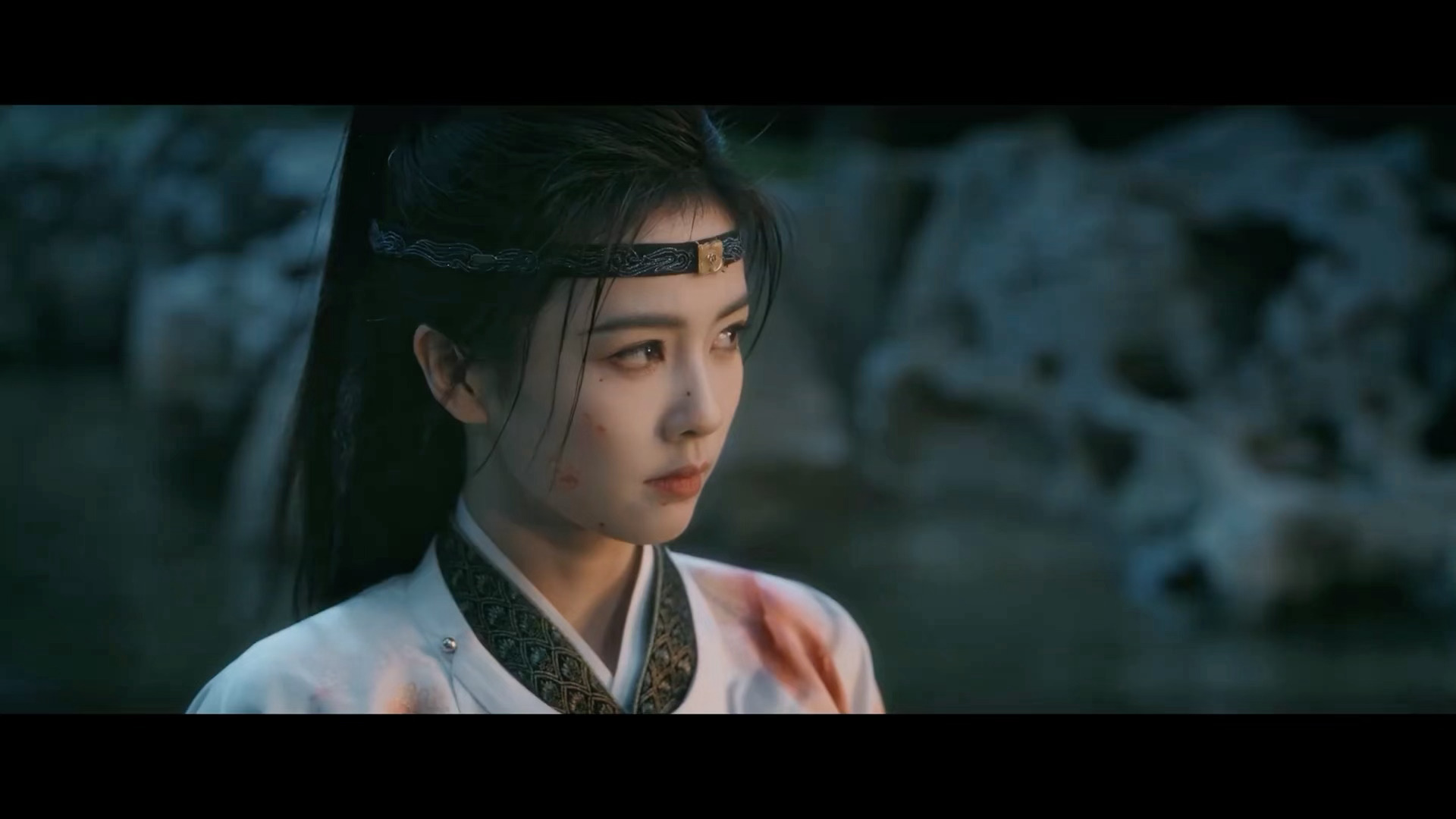 燥候了白鹿唐宫奇案拿蜡烛盯人这个眼神唐宫奇案今天开播