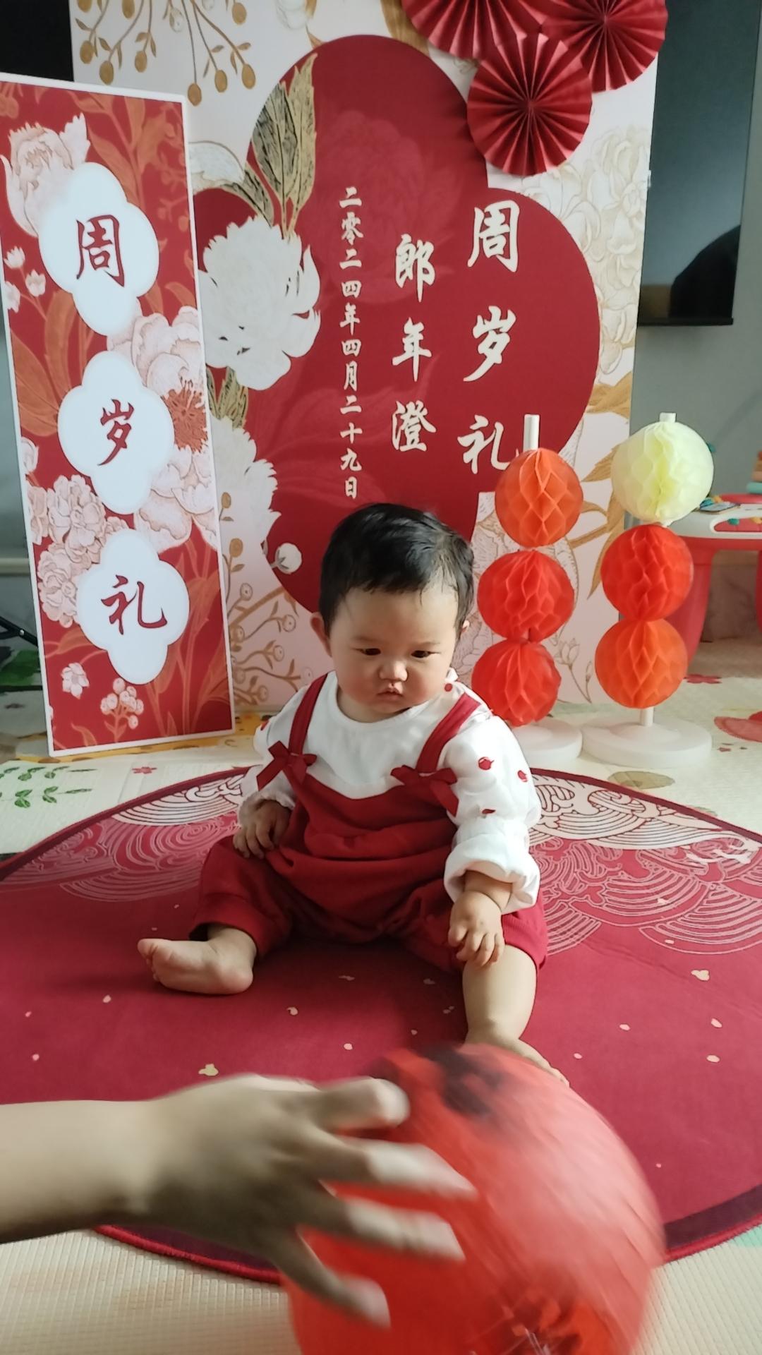 对于自己的孩子，你的期望是什么对孩子我没有太大的期盼，只希望他身心健康，每天吃的