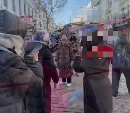 一定要去哈尔滨，哈尔滨的“真人雕塑”火出圈！远看是雕刻的，走近一看居然全是武警小