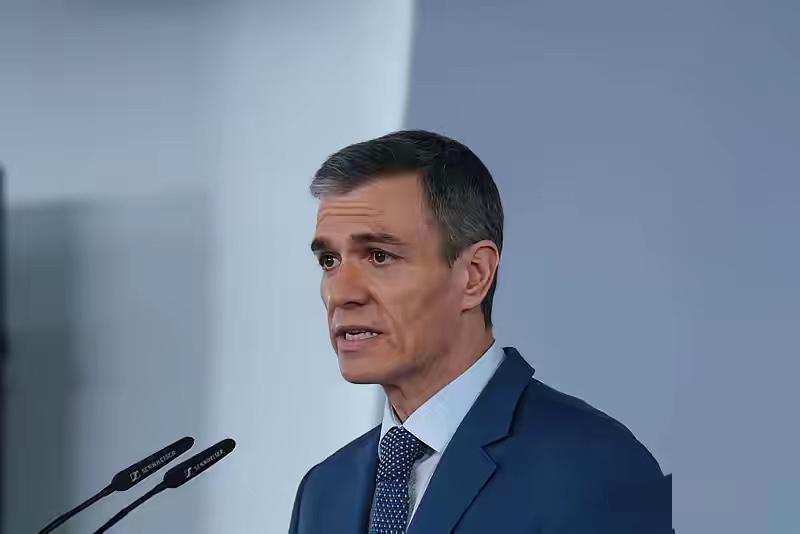 西班牙这回真硬气！桑切斯怒怼以色列：别以为没人敢治你。

​西班牙首相桑切斯这次