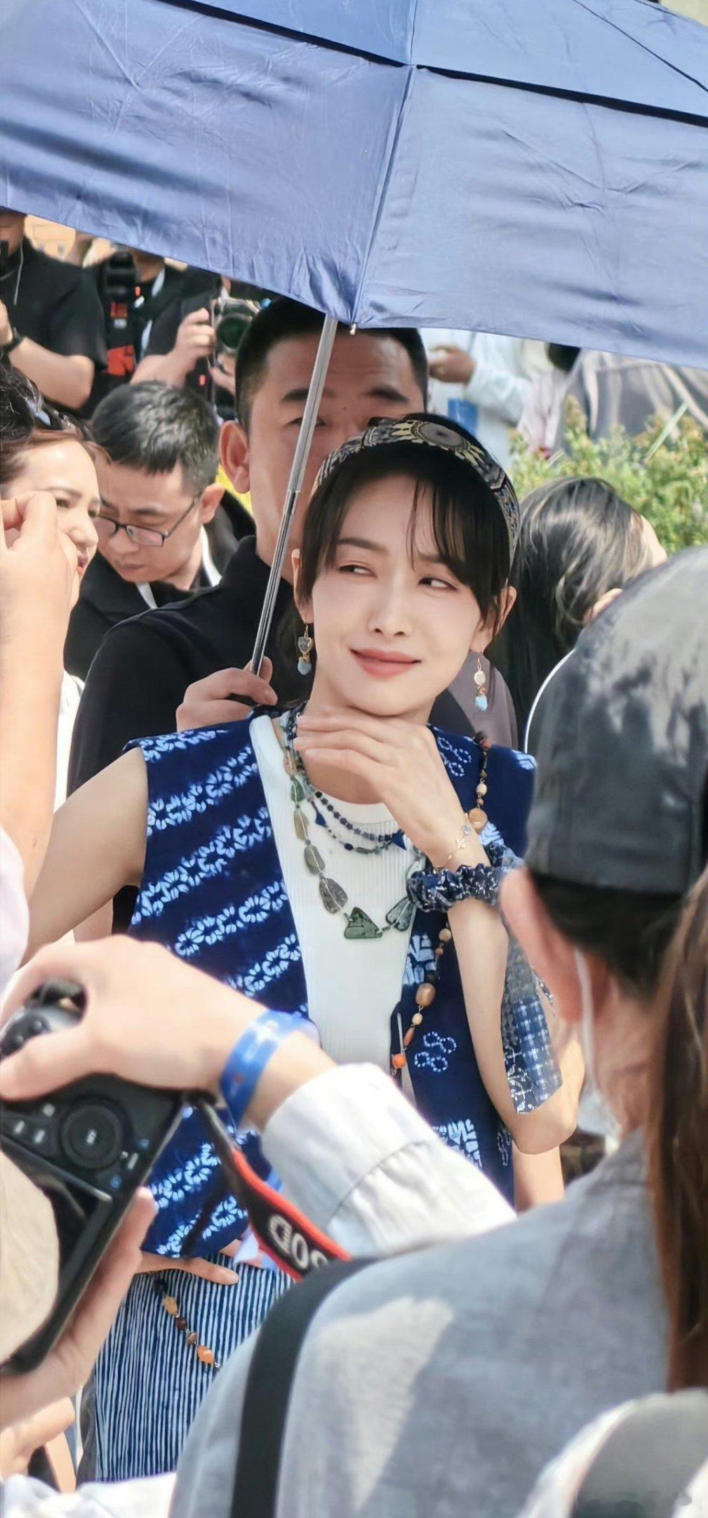 #宋茜听到了什么#你们知道吗？蓝这物料水平继续保持，比前面的物料剪的有意思多了，