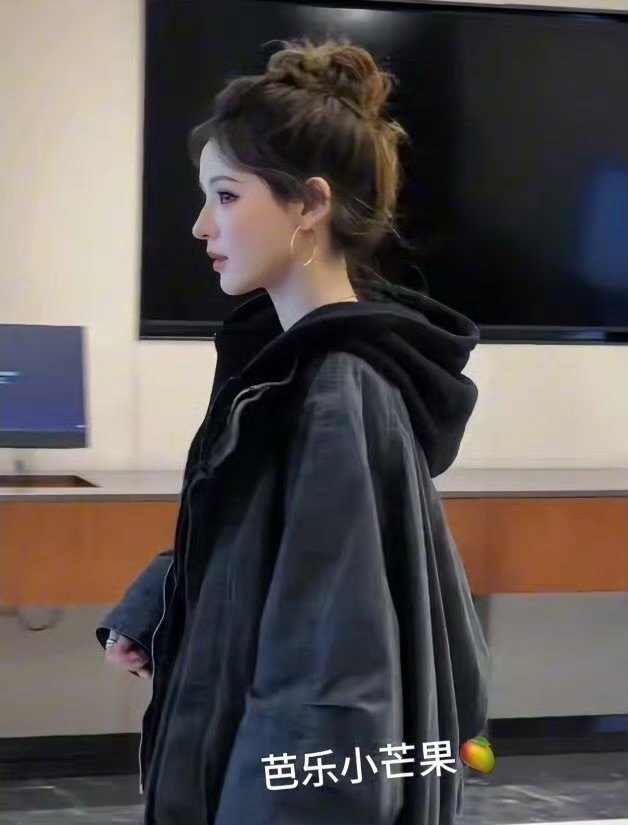 张予曦耳环消失术合伙人 耳环消失术名不虚传，全靠脸撑住全场！ 