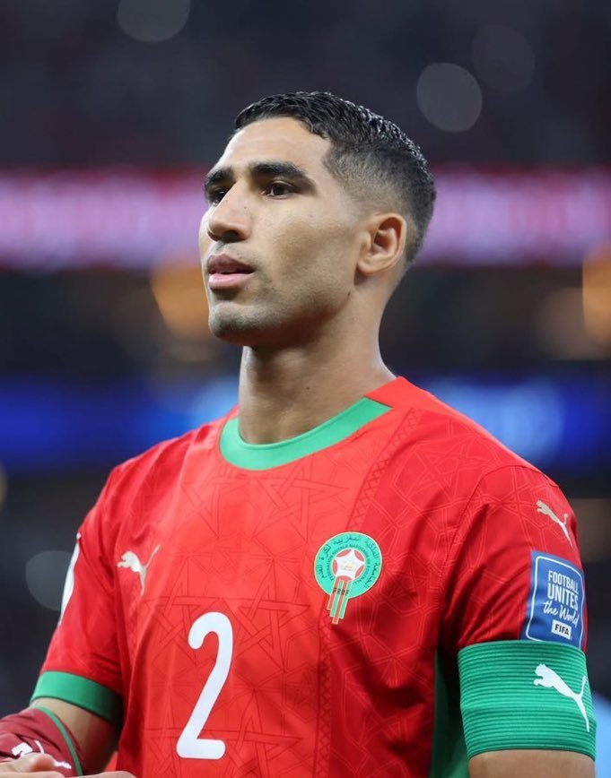 巴黎圣日耳曼  🔴🔵哈基米仍然坚信自己能够赶上对阵科摩罗的首场非洲杯比赛。 