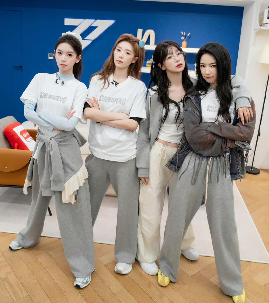 《浪姐7》唱跳组被指对口型，有人例外吗？
《浪7》一公，看到某唱跳组有人觉得开麦