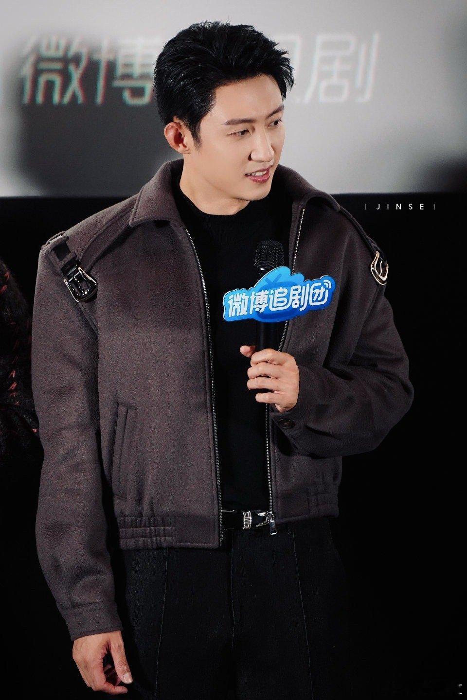 早知道黄景瑜这么搞笑留春晚看了罚罪2 黄景瑜简直是快乐源泉本人！从喜庆虎帽到妙语