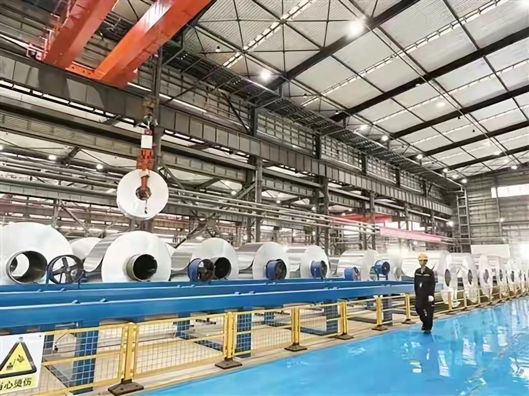 南宁“4+3+N”产业密码：一块废铝如何变身新能源核心材料

南宁正以4+3+N