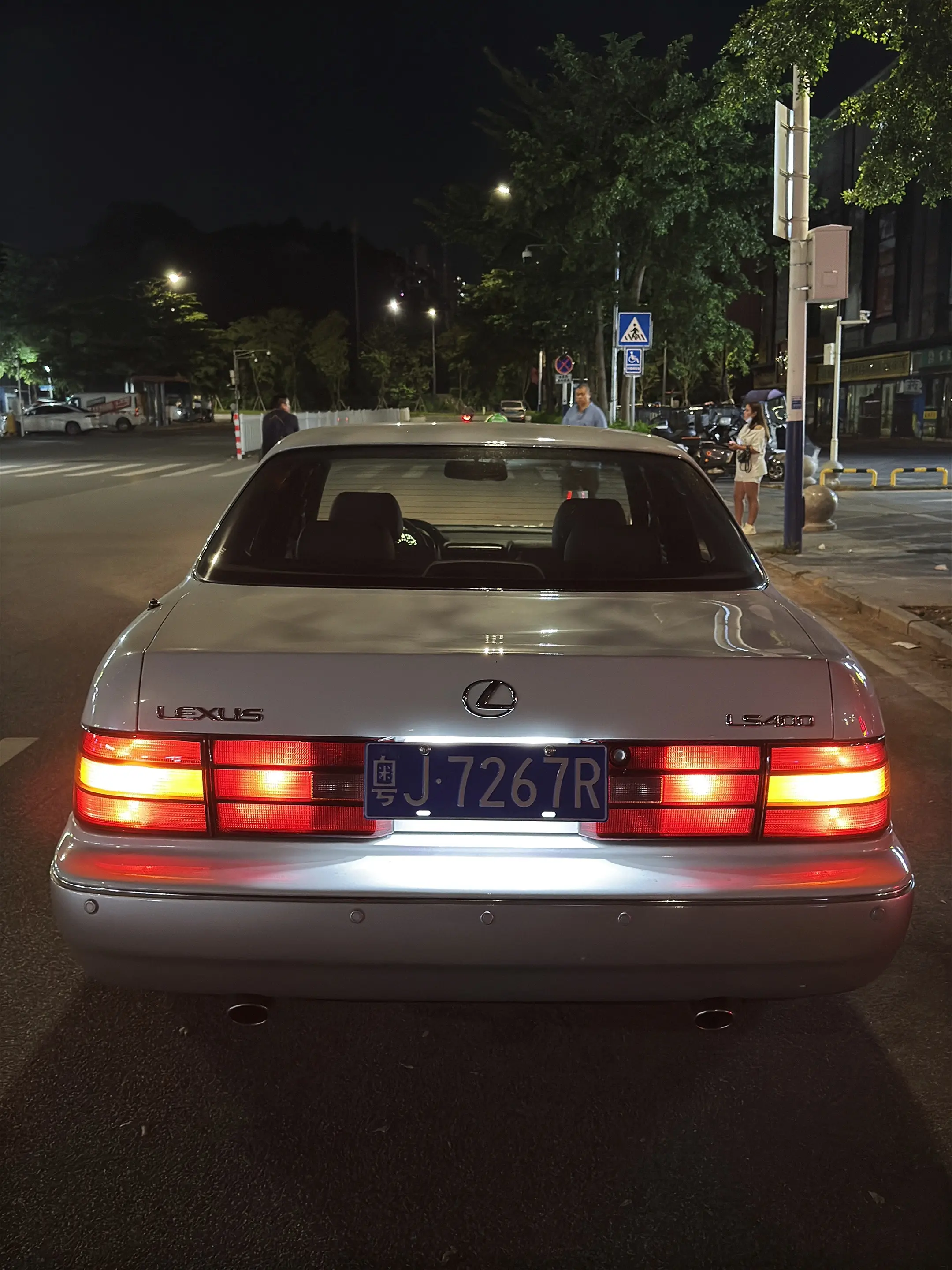 来自于千禧年 的氛围感