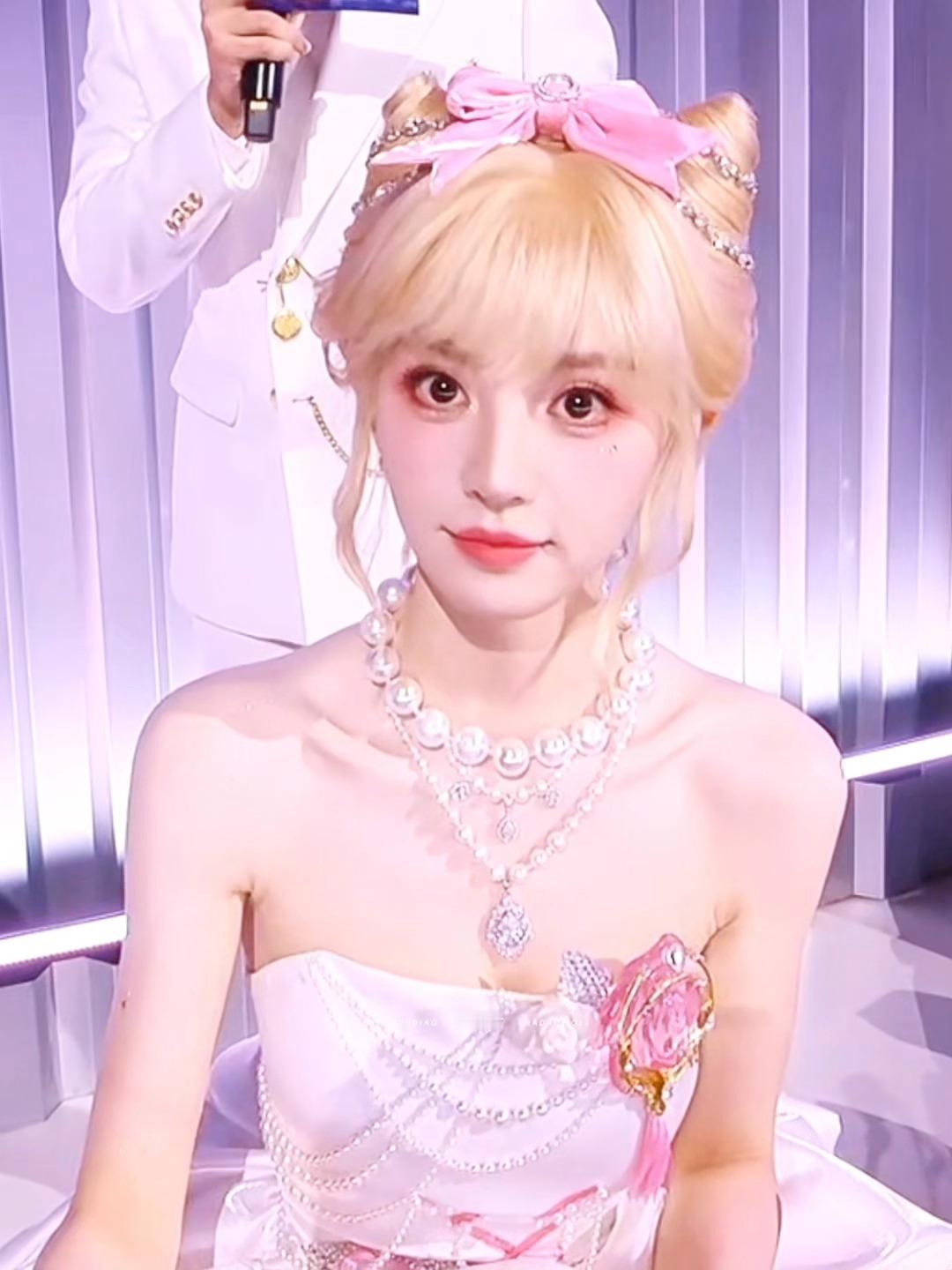 美而萌之田曦薇🪄🎀 田曦薇美成这样 ​​​