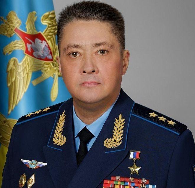 前线打不够，乌克兰直接摸到莫斯科搞暗杀！专门瞄准俄军核心高官。


8 月 1 