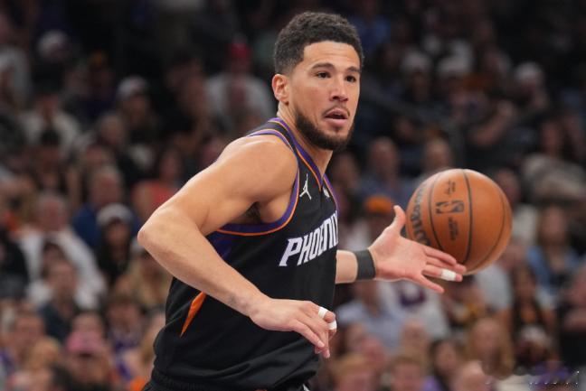 4月9日讯 太阳今日背靠背，112-107力克独行侠。赛后，太阳球星布克接受媒体