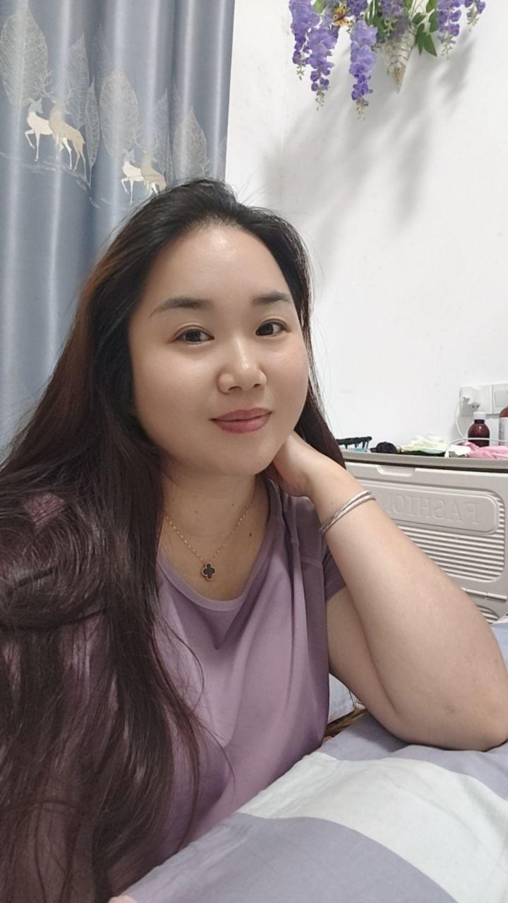 不用活的太明白，做个快乐自在的人，看淡所有的人和事，惜我之，我惜之