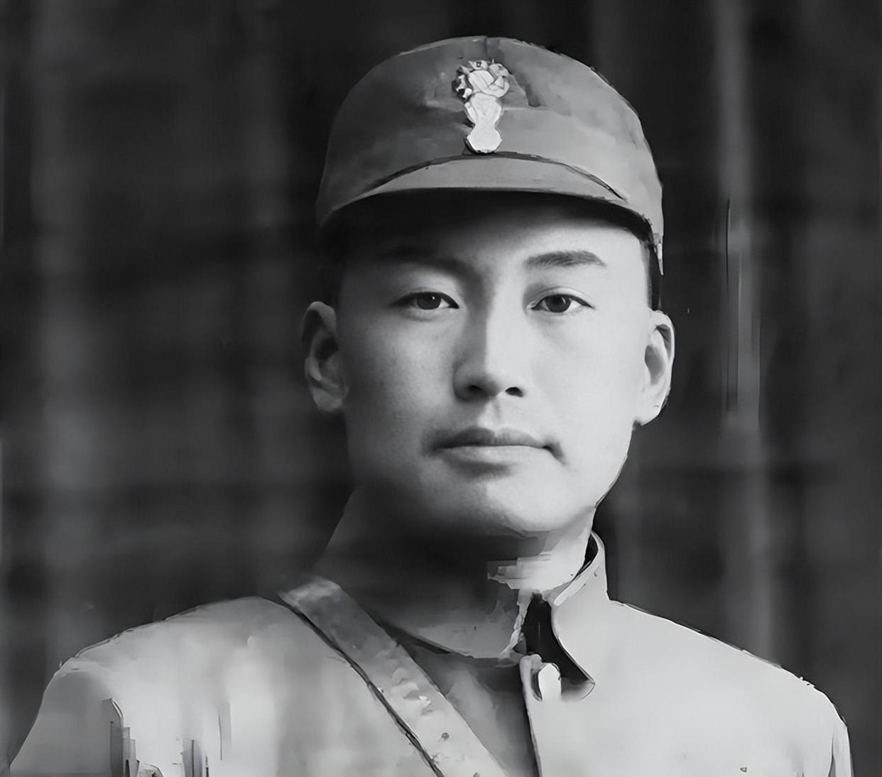 1949年6月，蒋介石从台湾飞到福建召开军事会议。西北军将领吉星文表示要带着部队