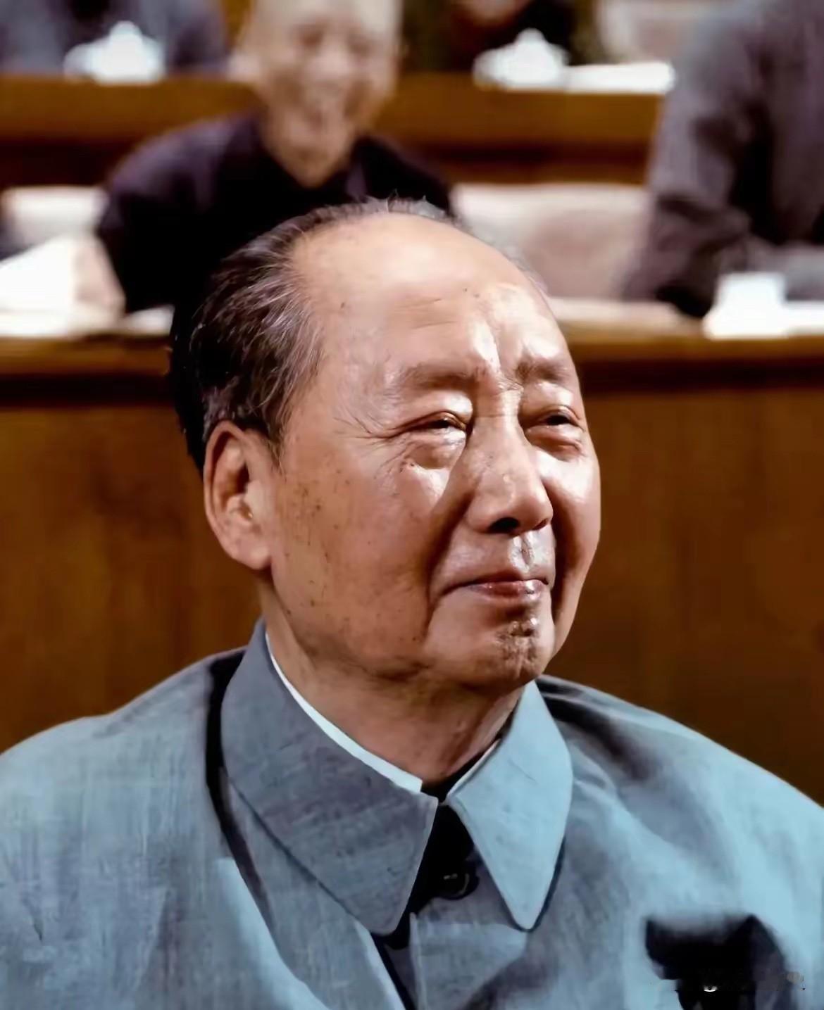 1973年十大闭幕，80岁伟人一句话，全场含泪不忍离去
​​教了四十年书，翻遍近