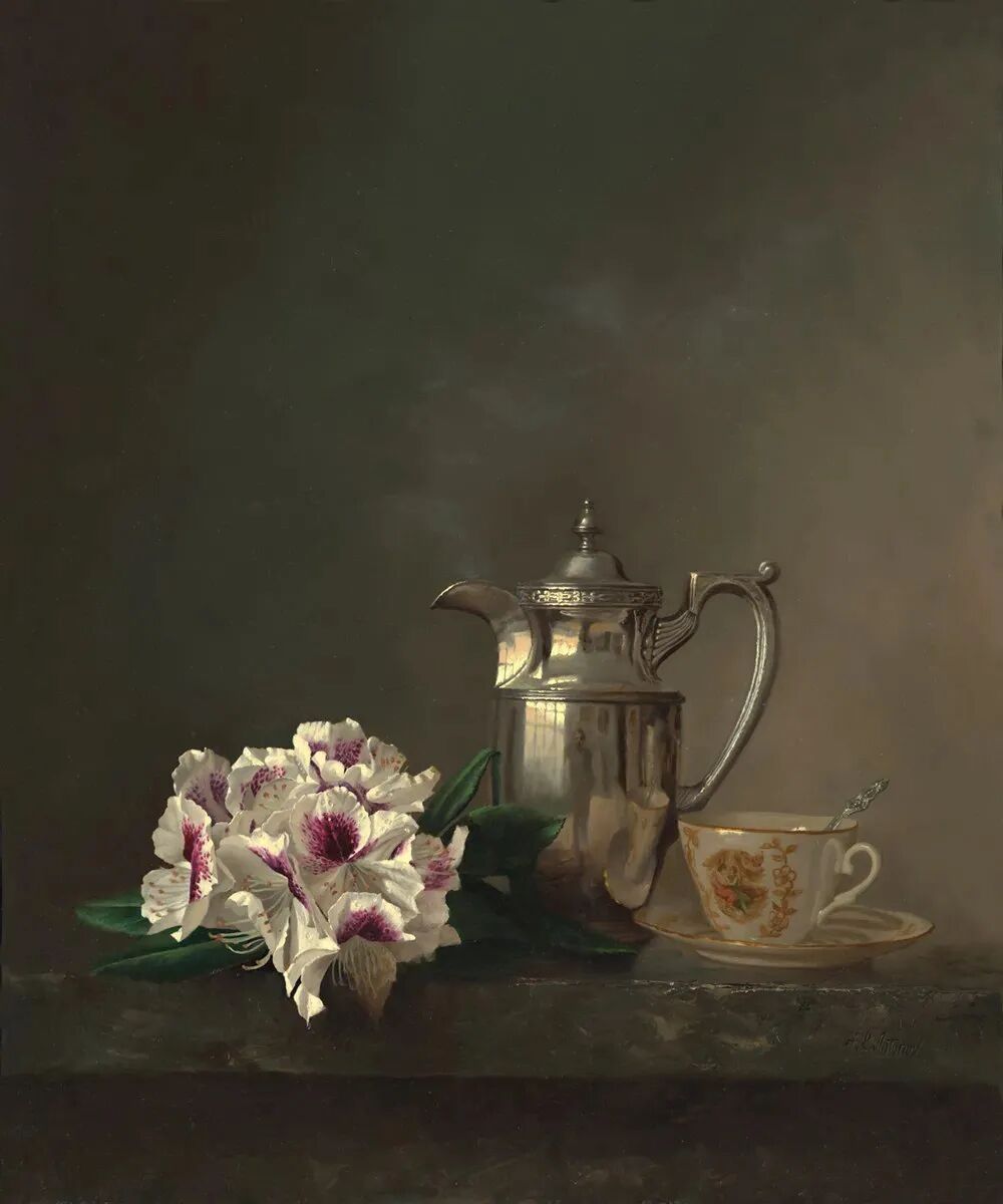 Alexei Antonov《银壶与杜鹃花》 